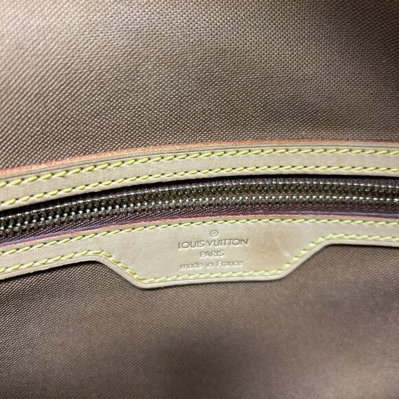 Authentic 2000 Louis Vuitton Monogram Sologne - Picture 8 of 10